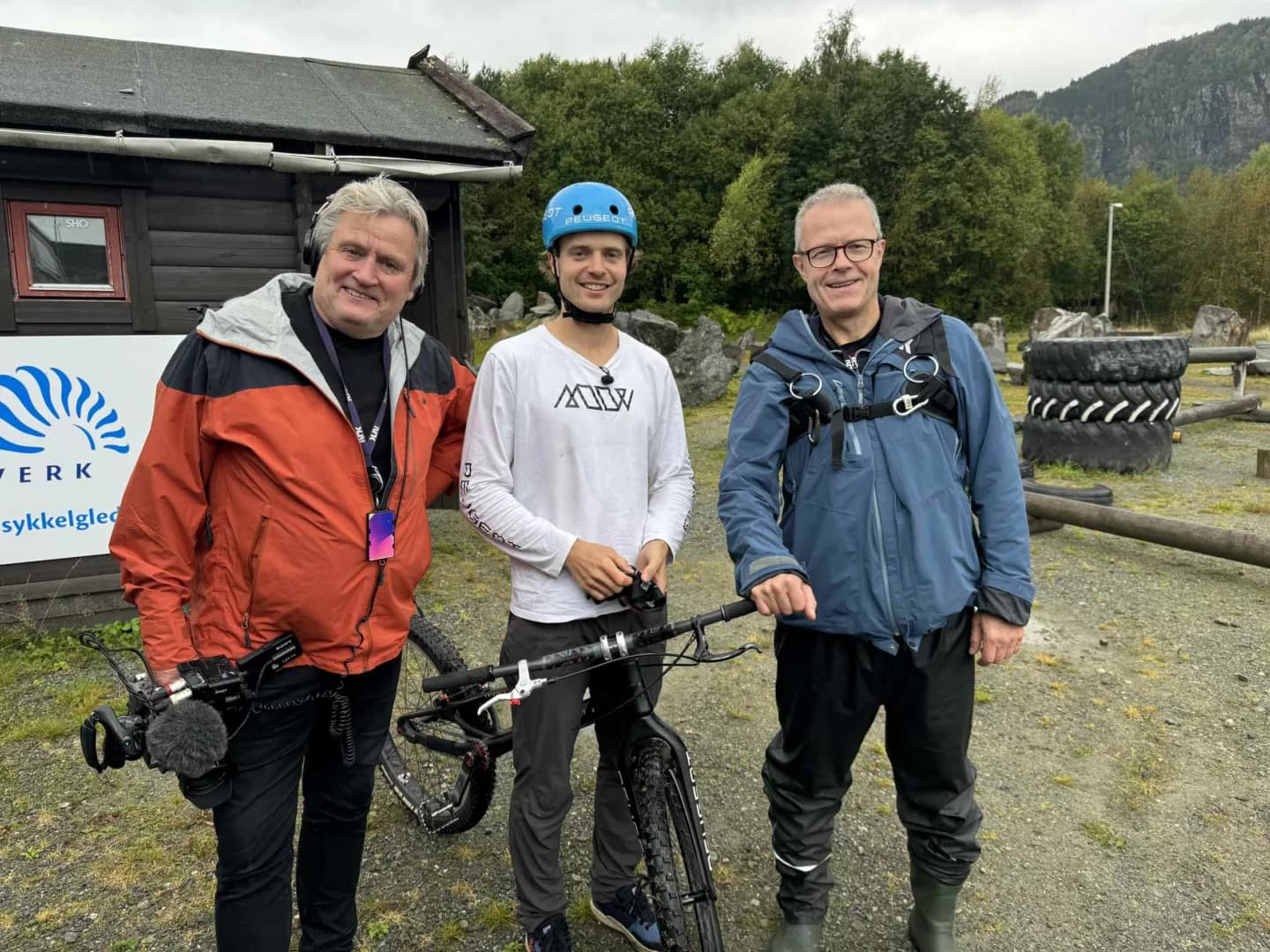 Eirik med kamerateamet i Norge Rundt