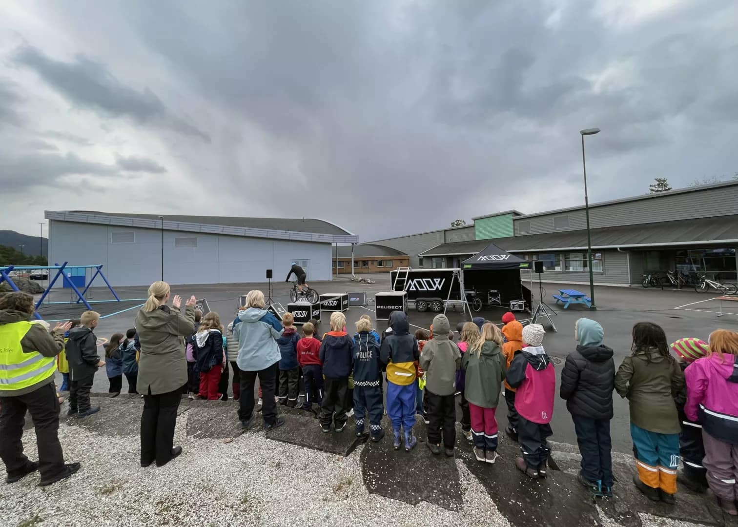 Skoleshow i Hardanger med Eirik Ulltang