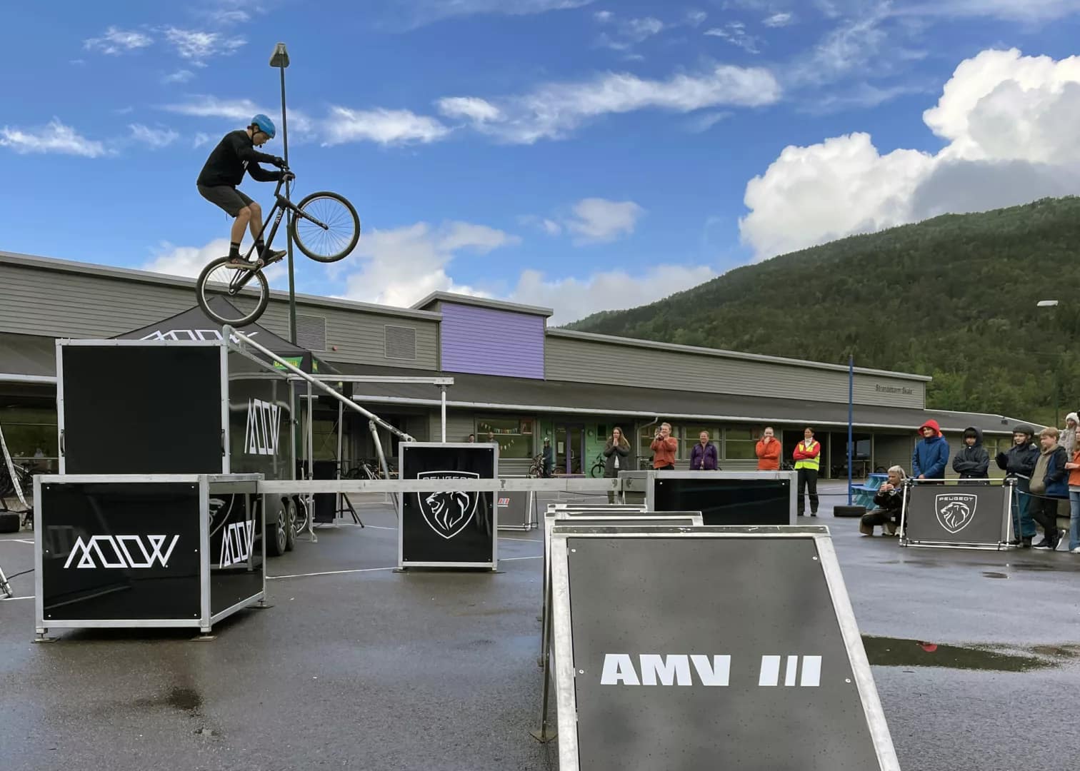 Skoleshow i Hardanger med Eirik Ulltang