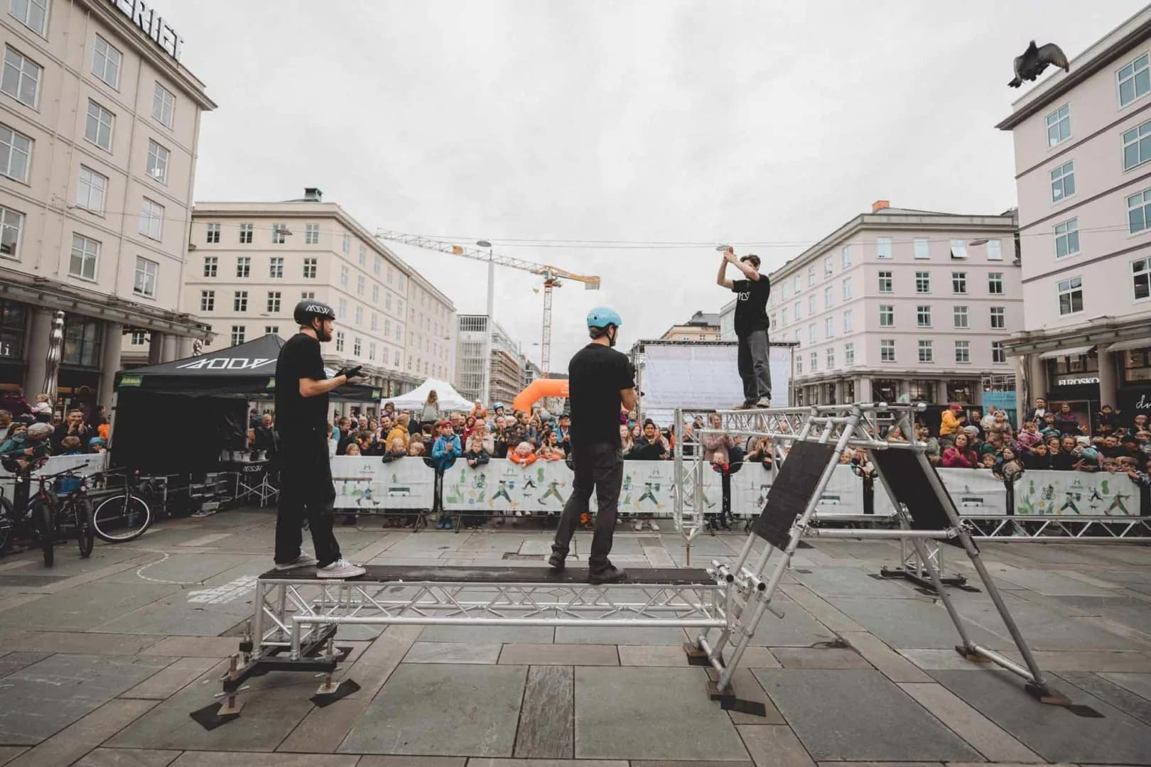 Takk for oss, Bergen! Joachim, Eirik og Jordan