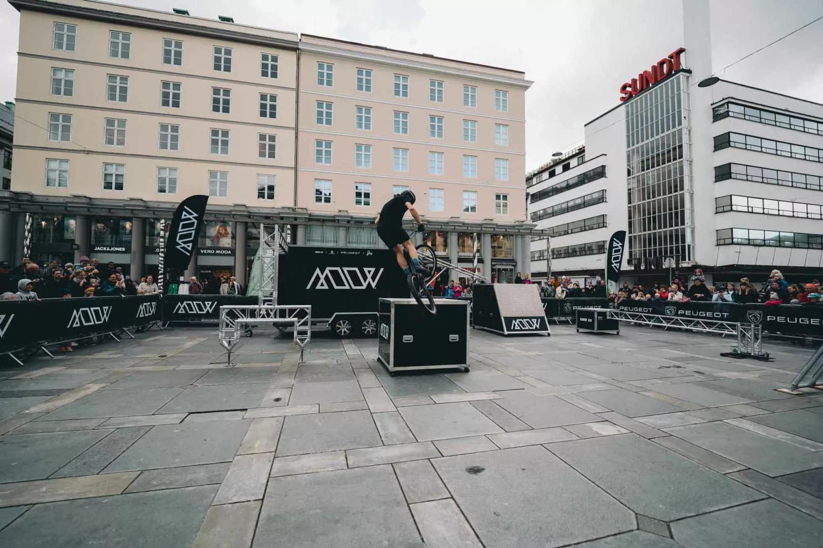 Eirik Ulltang på Torgallmenningen i Bergen