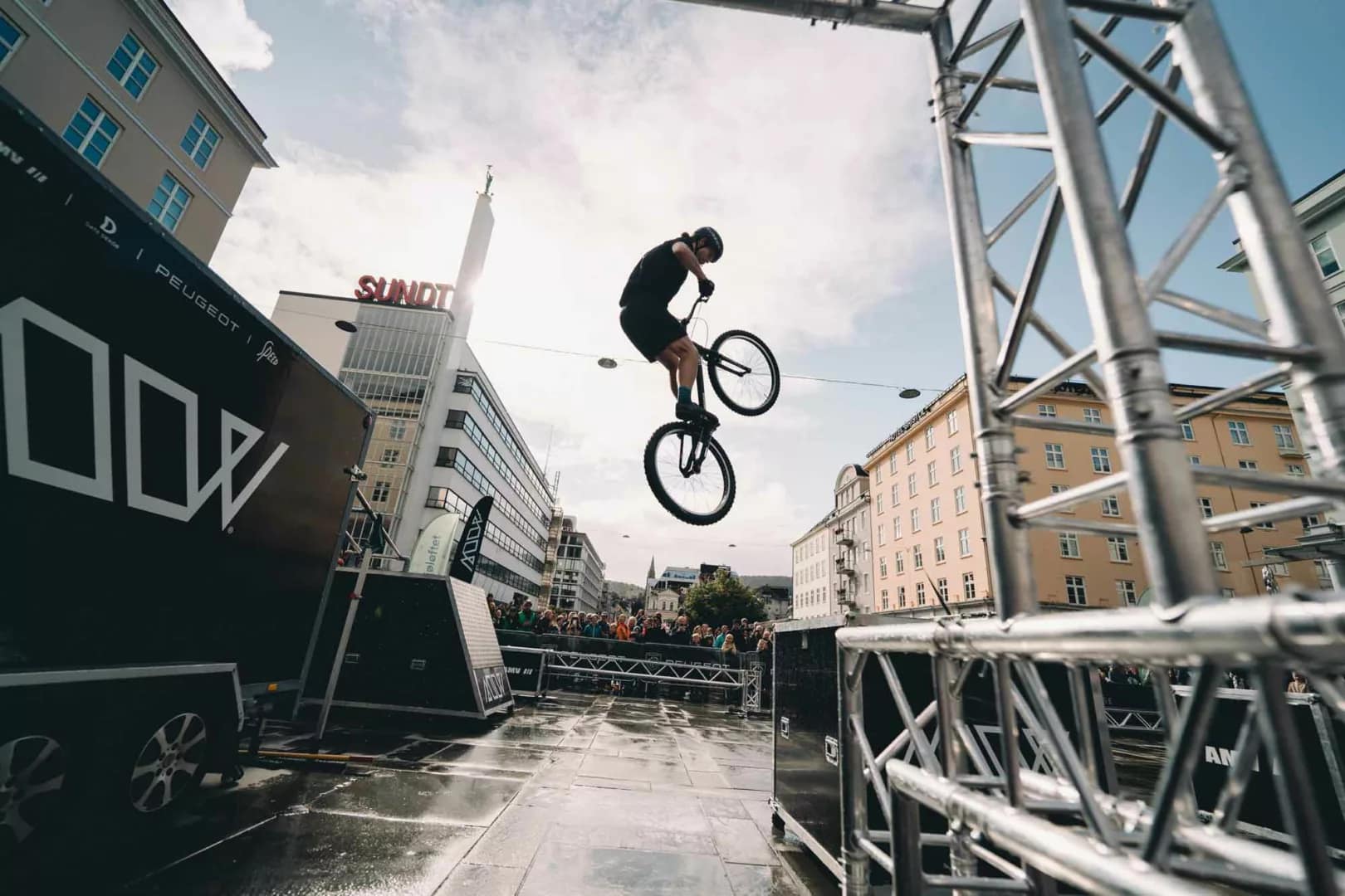 Eirik Ulltang på Torgallmenningen i Bergen