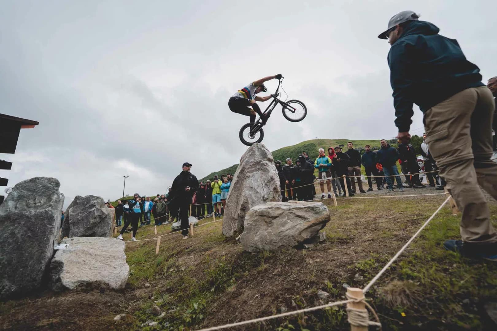 Regjerende verdensmester i trial i klassen menn elite 20, Alejandro Montalvo