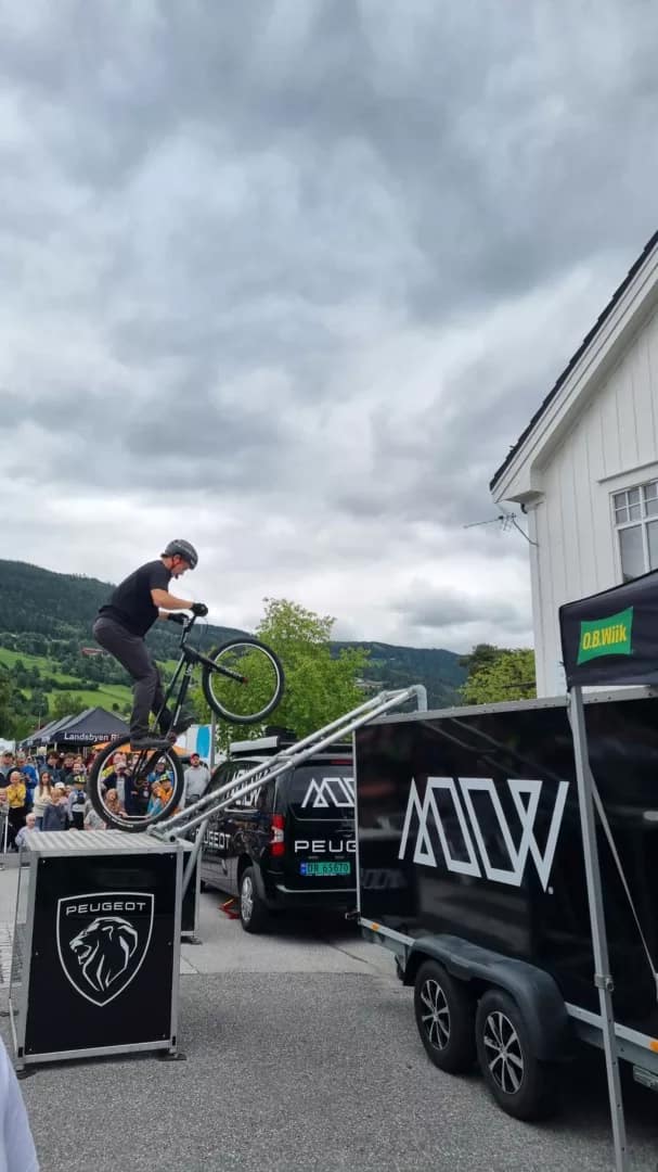 Sykkelshow i Ringebu - Eirik Ulltang