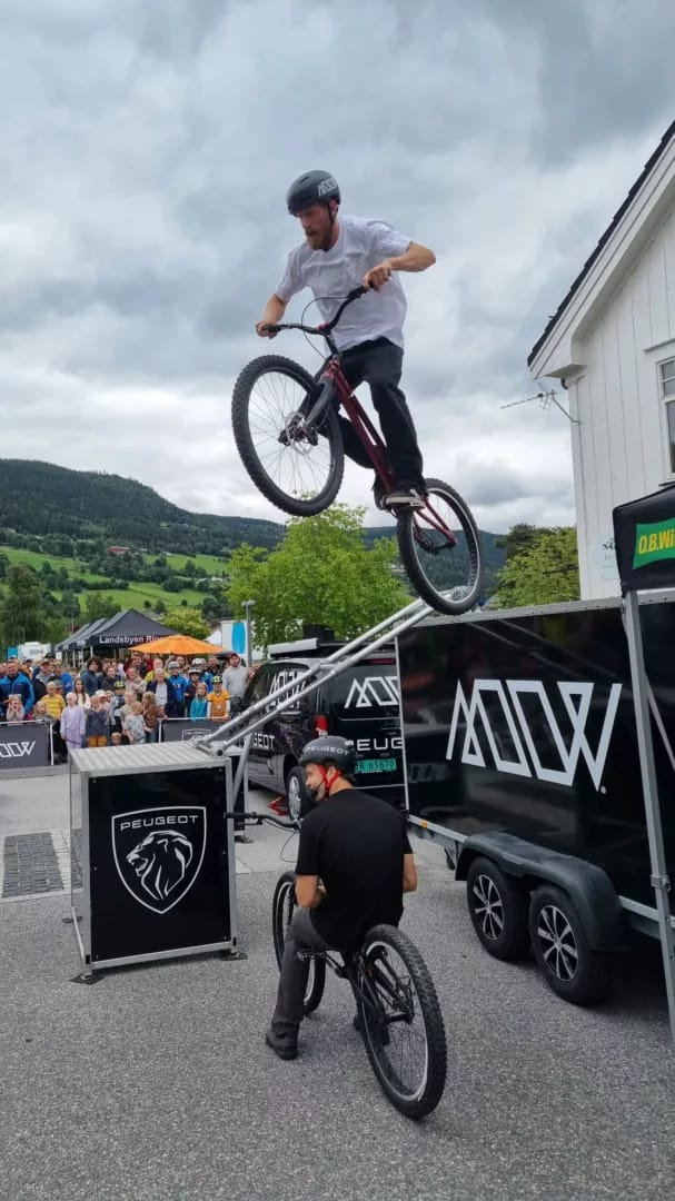 Sykkelshow i Ringebu - Joachim Skjævestad