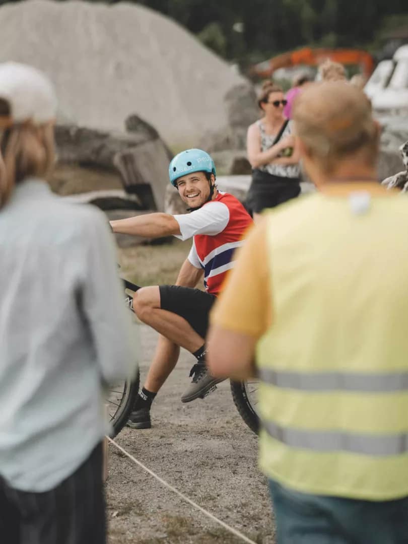 Eirik Ulltang slapper av mellom seksjonene