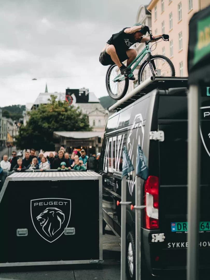 Sidehopp på Torgallmenningen