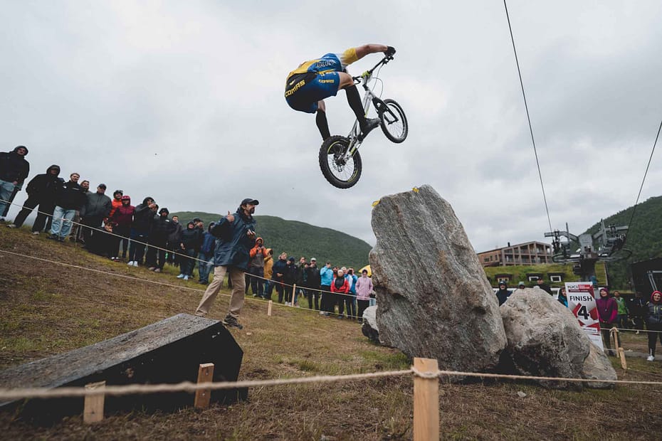 Eloi Palau sykler verdenscup i trial i Norge